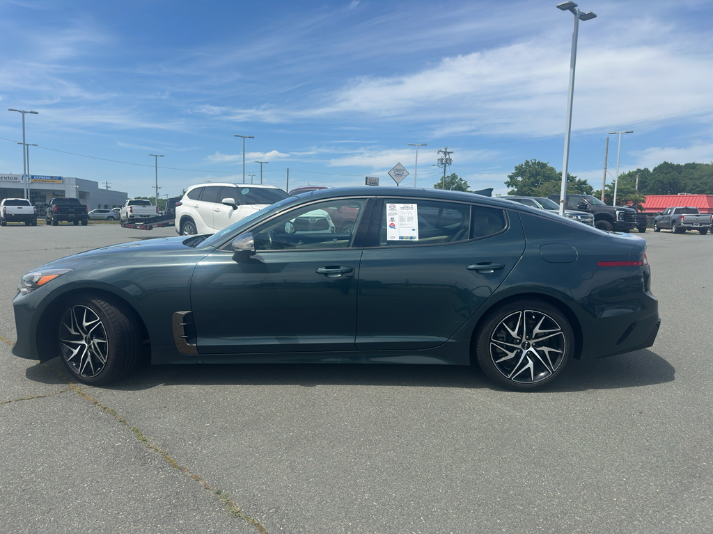 2023 Kia Stinger GT-Line photo 3