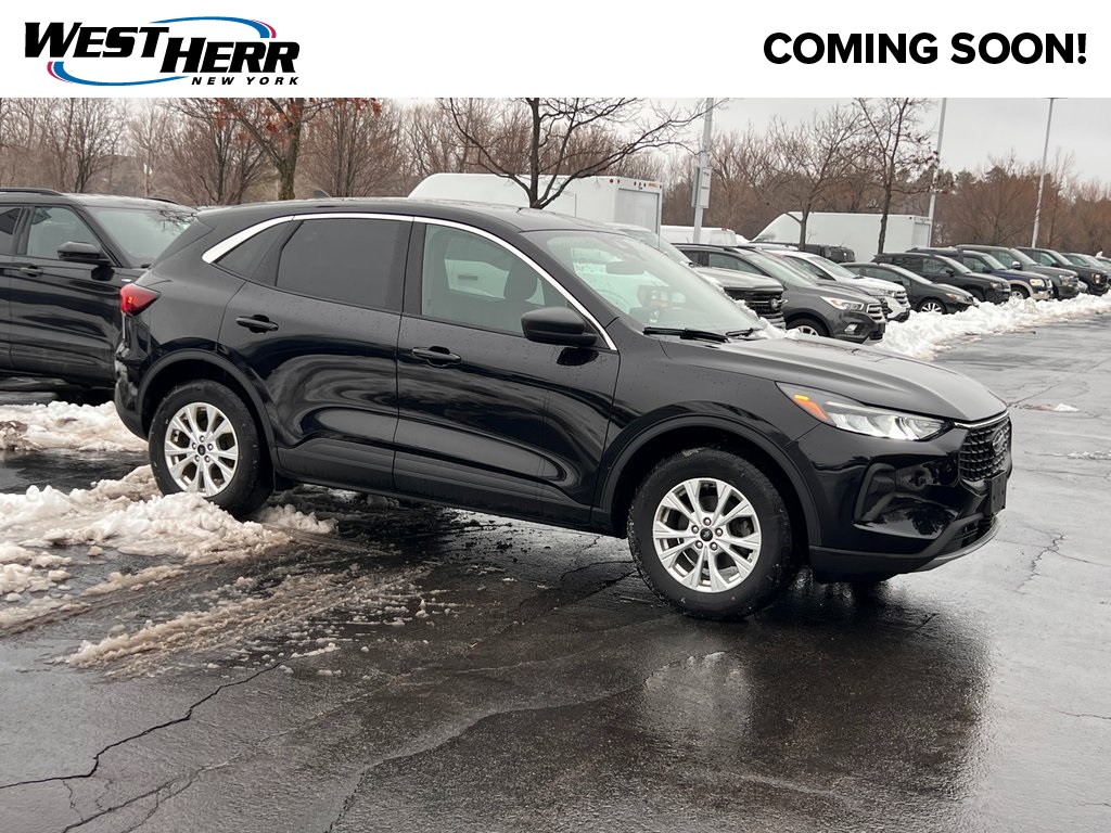 2023 Ford Escape Active's photo