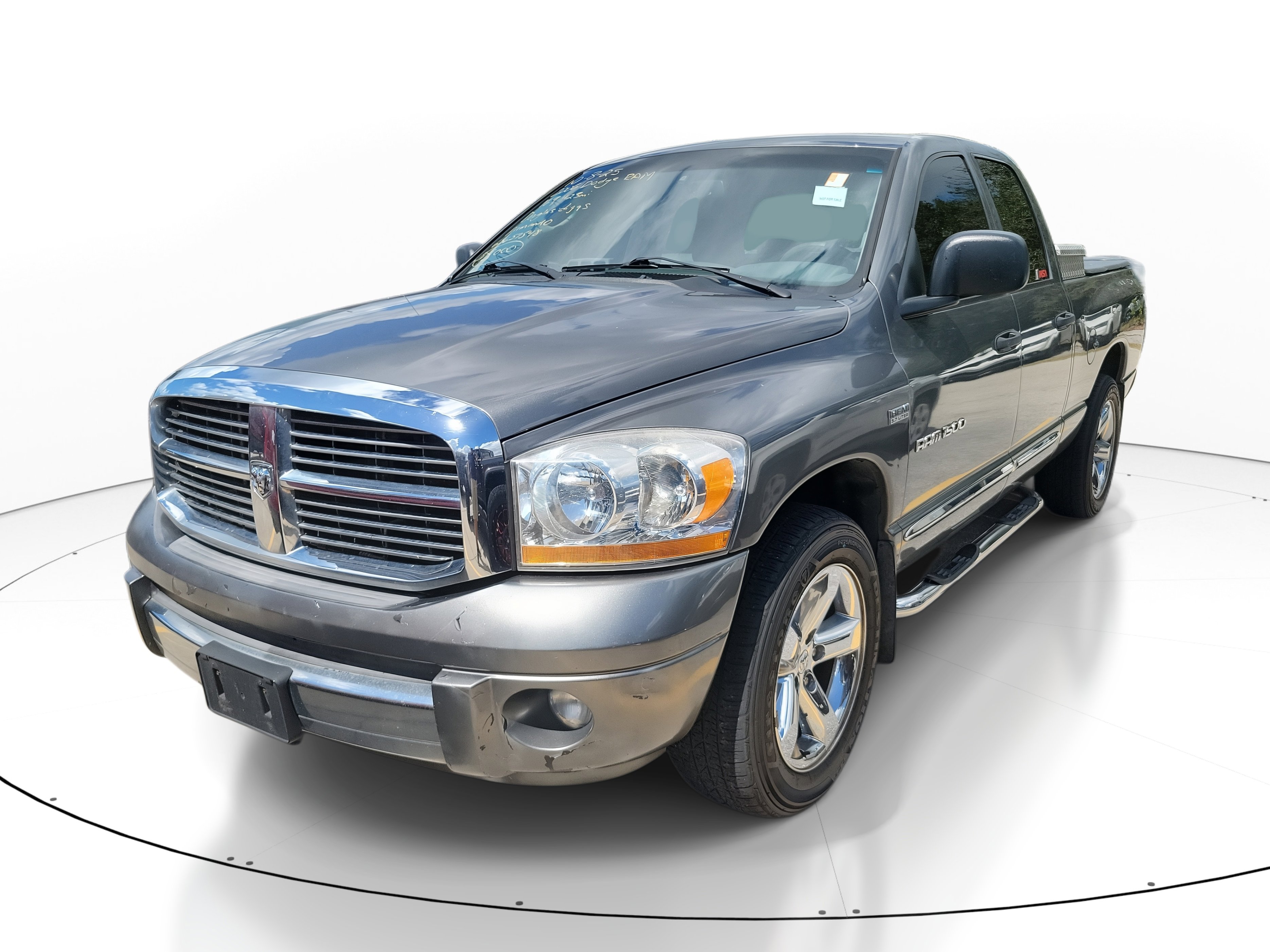 2006 Dodge Ram Laramie photo 2