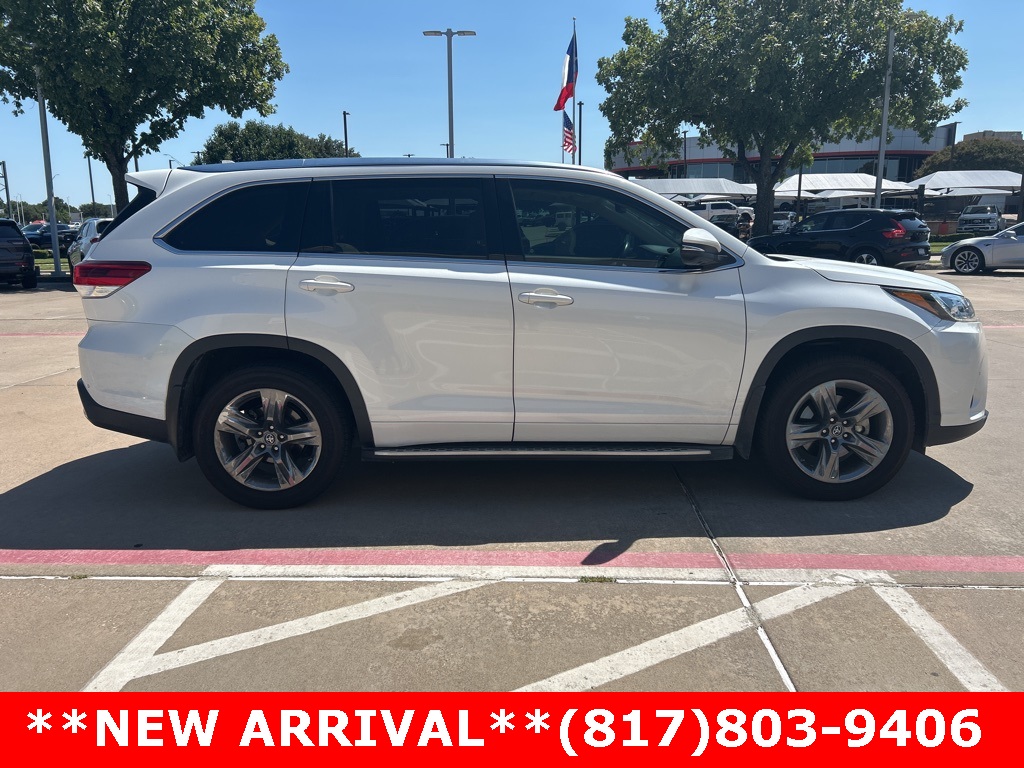 2019 Toyota Highlander Limited photo 4