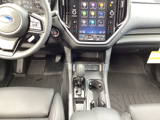 2025 Subaru Ascent Onyx Edition Touring photo 11