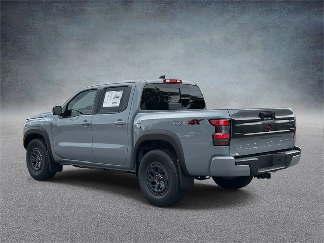 2025 Nissan Frontier PRO-4X photo 4