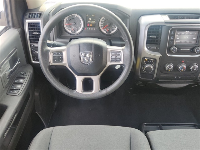 2022 Ram 1500 Classic SLT photo 13