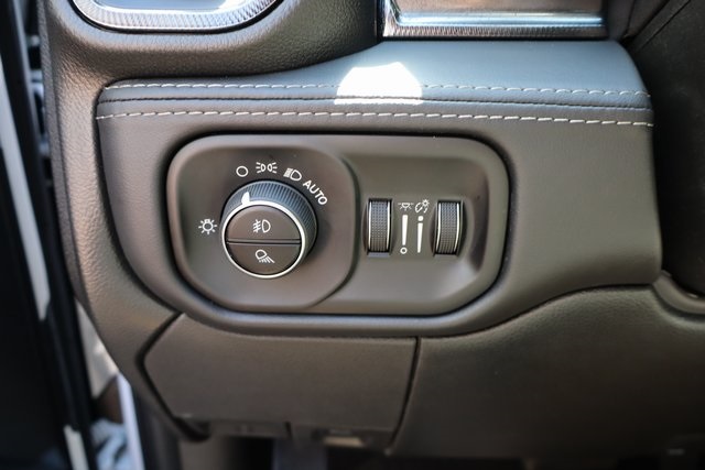 2025 Ram 2500 Power Wagon photo 17