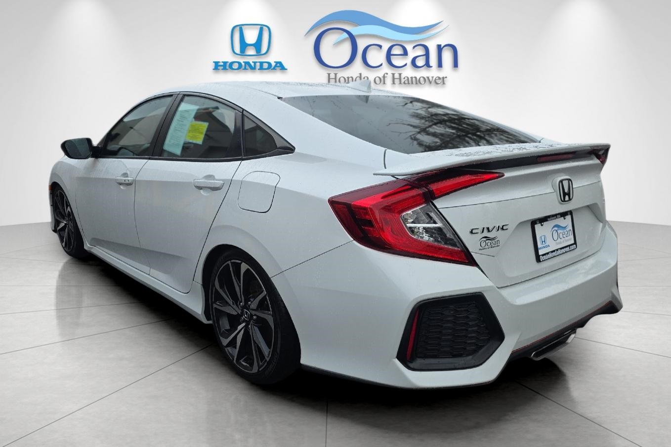 2019 Honda Civic Si photo 3