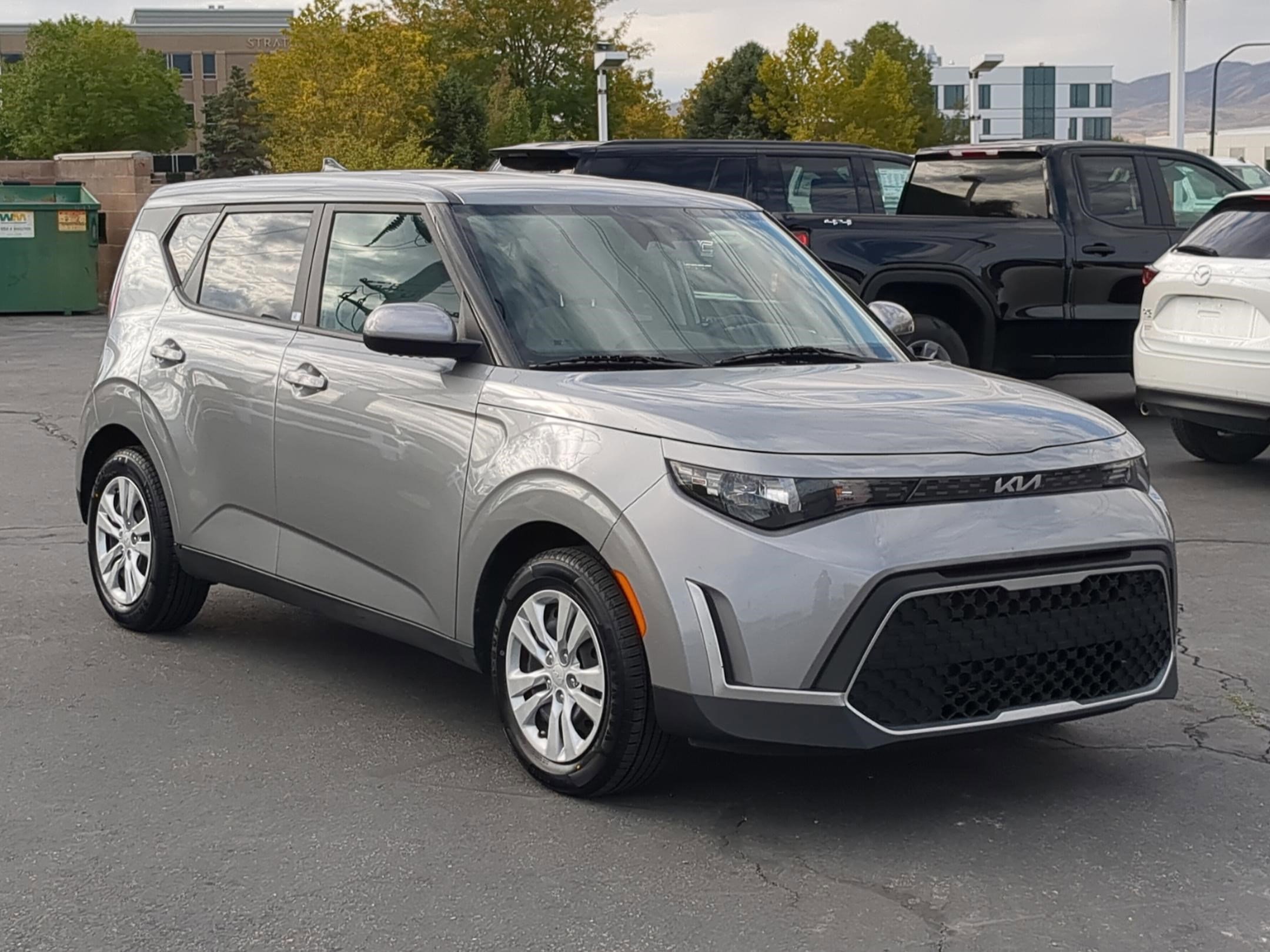 2023 Kia Soul LX photo 6