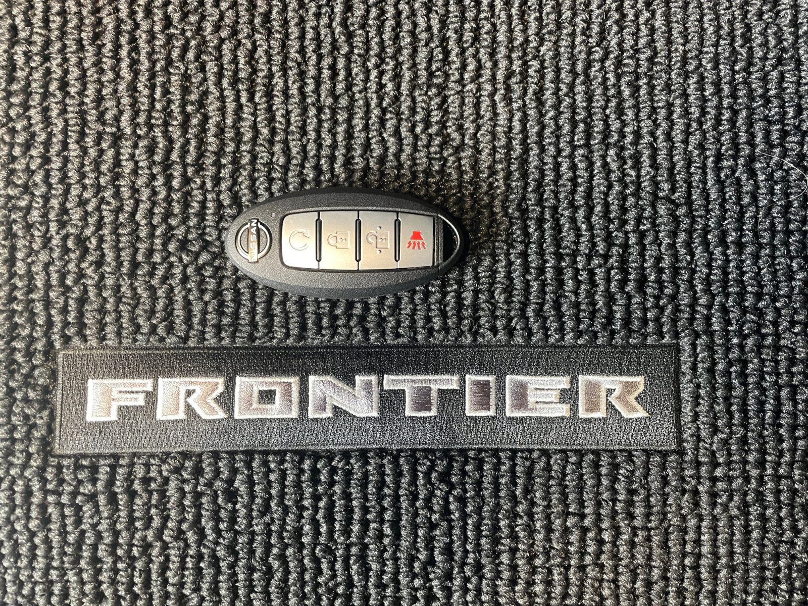 2025 Nissan Frontier PRO-X photo 18
