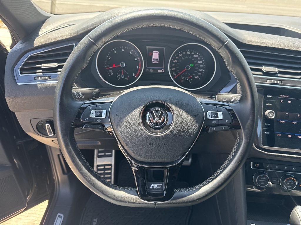 2021 Volkswagen Tiguan SE R-Line Black photo 5