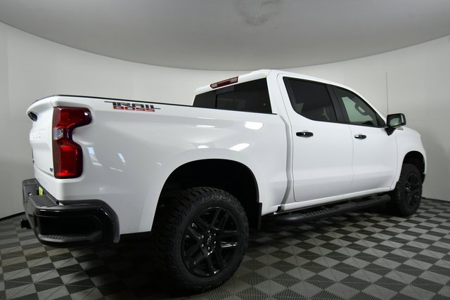 2025 Chevrolet Silverado 1500 LT Trail Boss photo 9