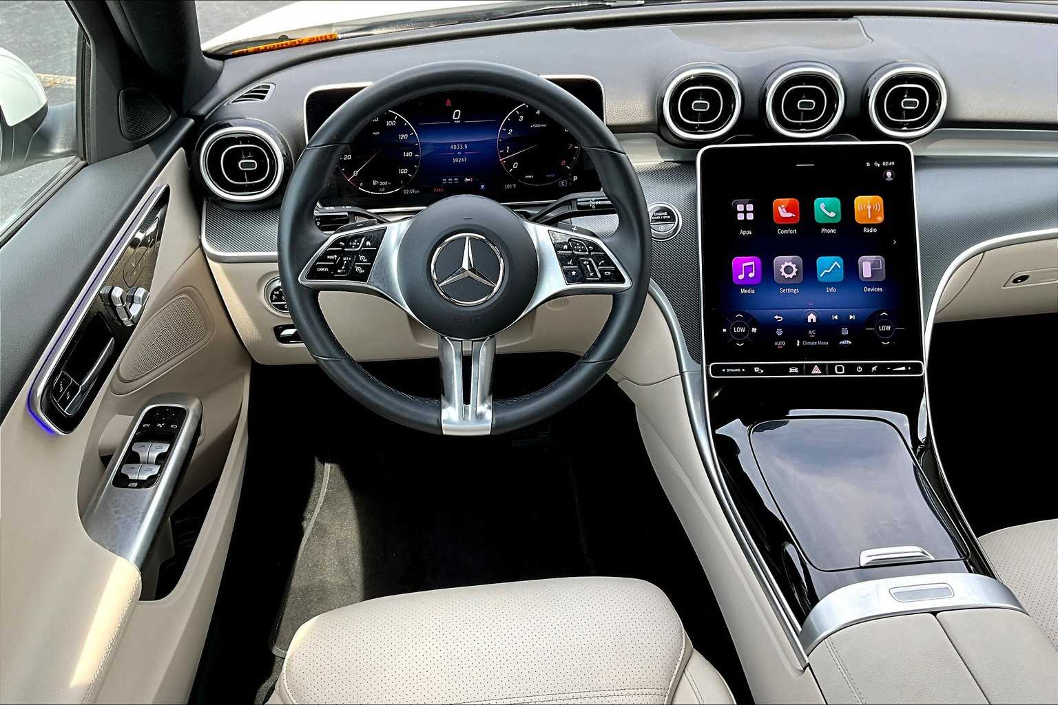 Image 4 of Certified Pre-Owned 2025 Mercedes-Benz C 300