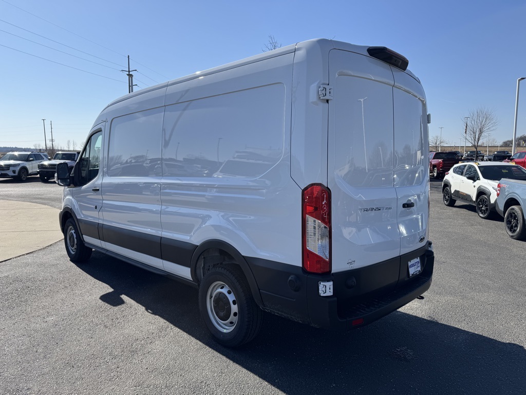 2025 Ford Transit photo 4