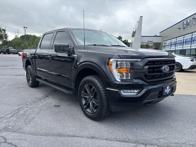 2021 Ford F-150 XLT photo 2