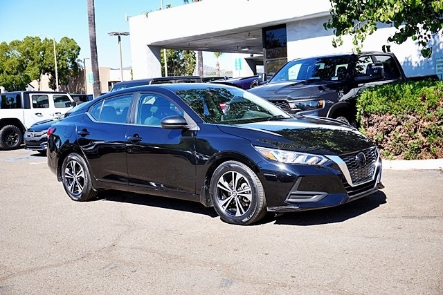 2023 Nissan Sentra SV photo 4