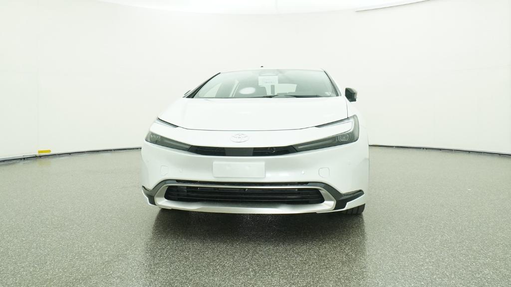 2026 Toyota Prius Plug-in Hybrid XSE photo 3