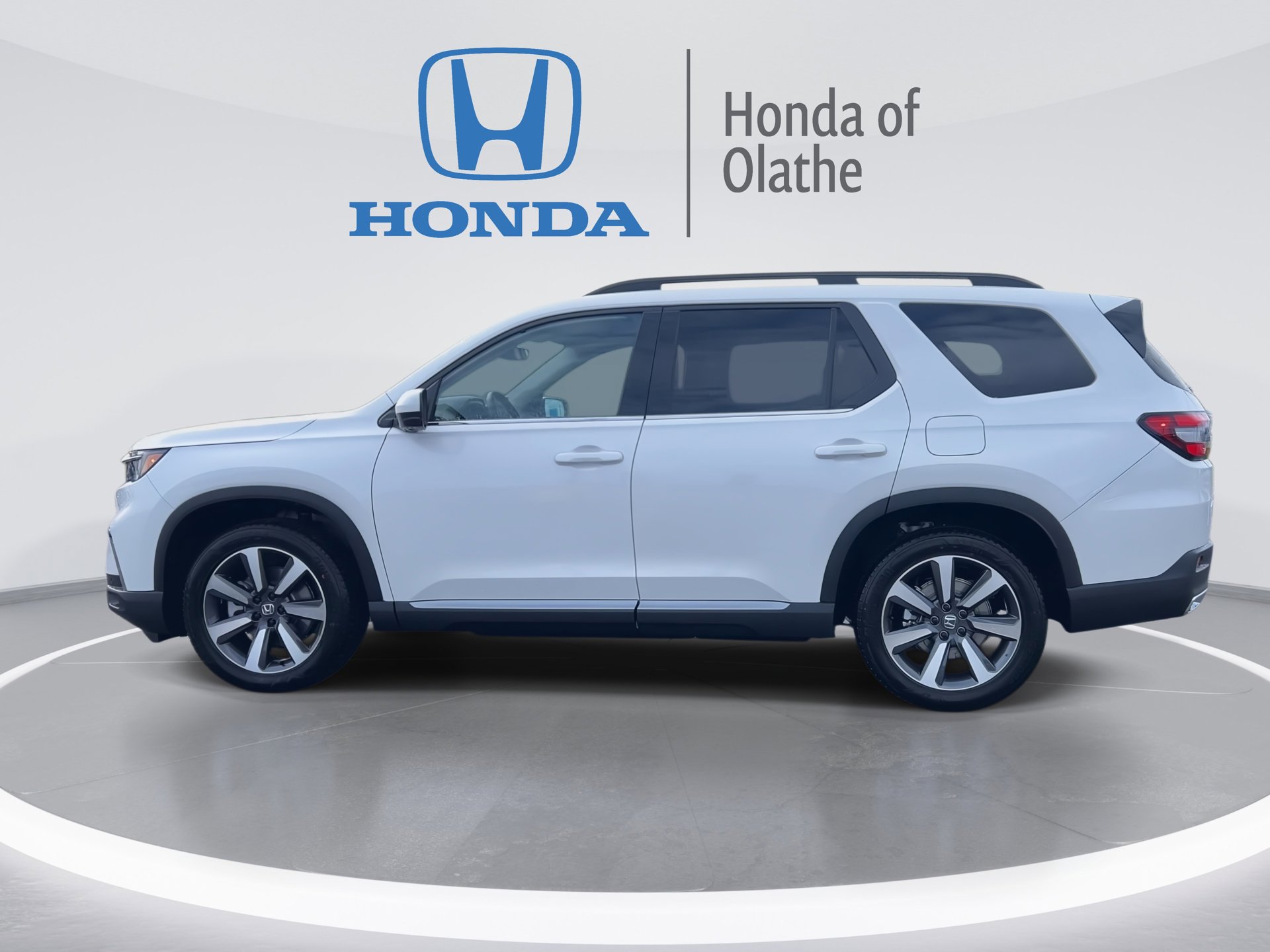 2025 Honda Pilot Elite photo 3