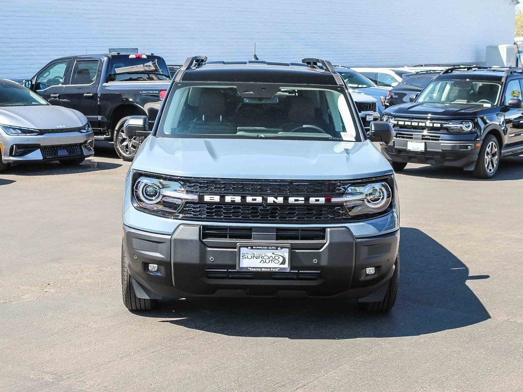 2025 Ford Bronco Sport Outer Banks photo 2
