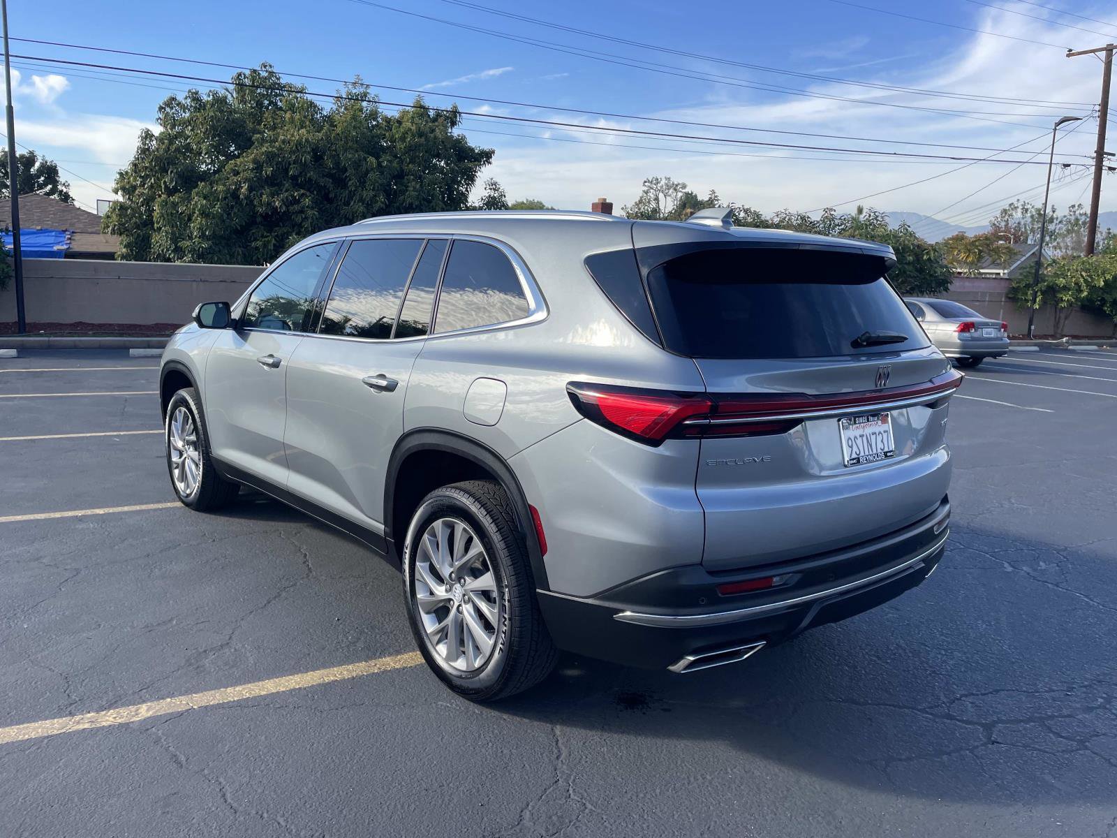 2025 Buick Enclave Preferred photo 3