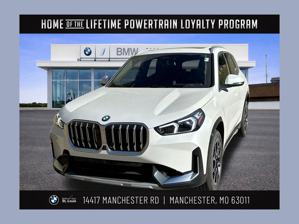 2026 BMW X1 28i's photo