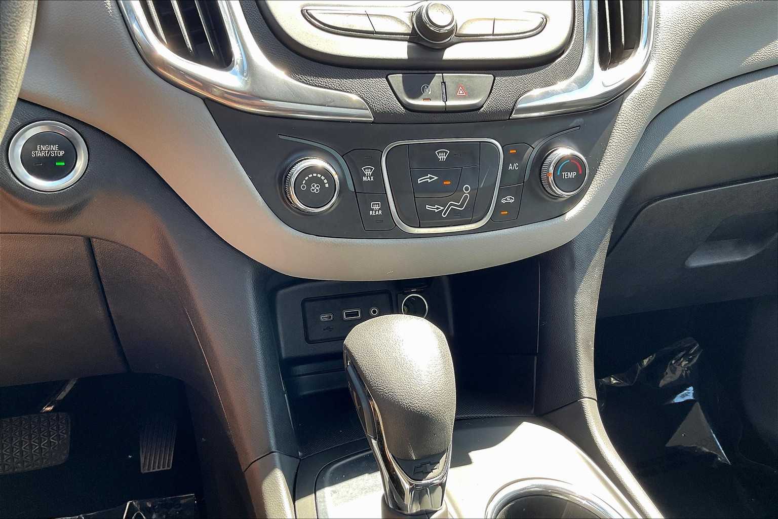 2023 Chevrolet Equinox LS photo 27