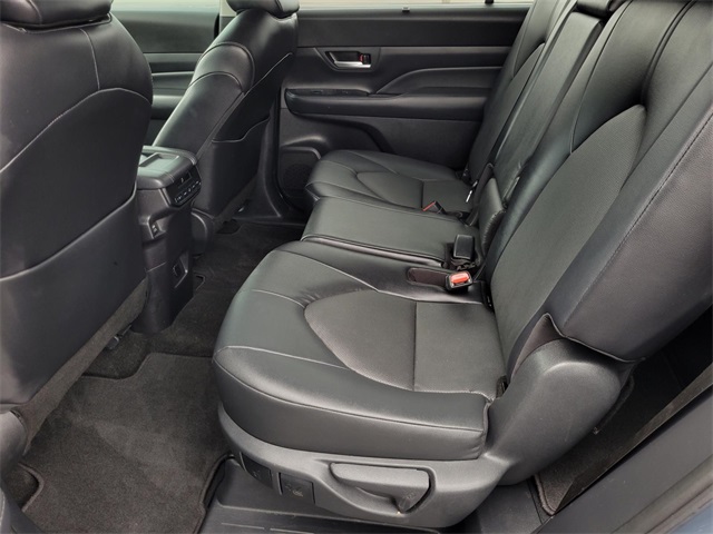 2024 Toyota Grand Highlander XLE photo 23