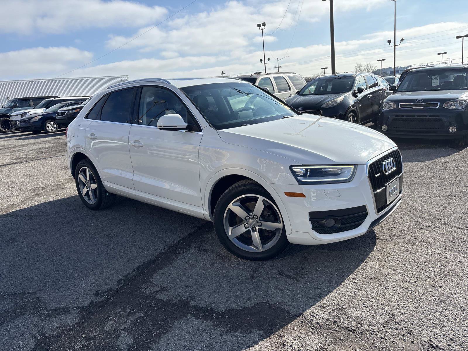 2015 Audi Q3 Premium Plus's photo