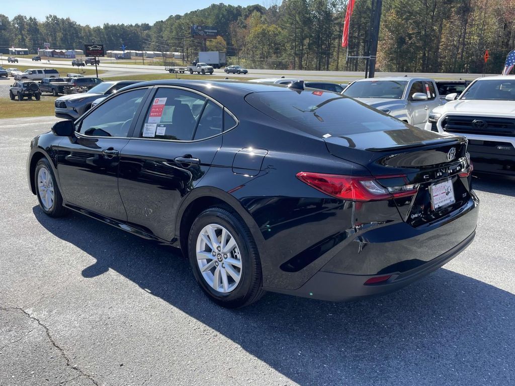 2026 Toyota Camry LE photo 3