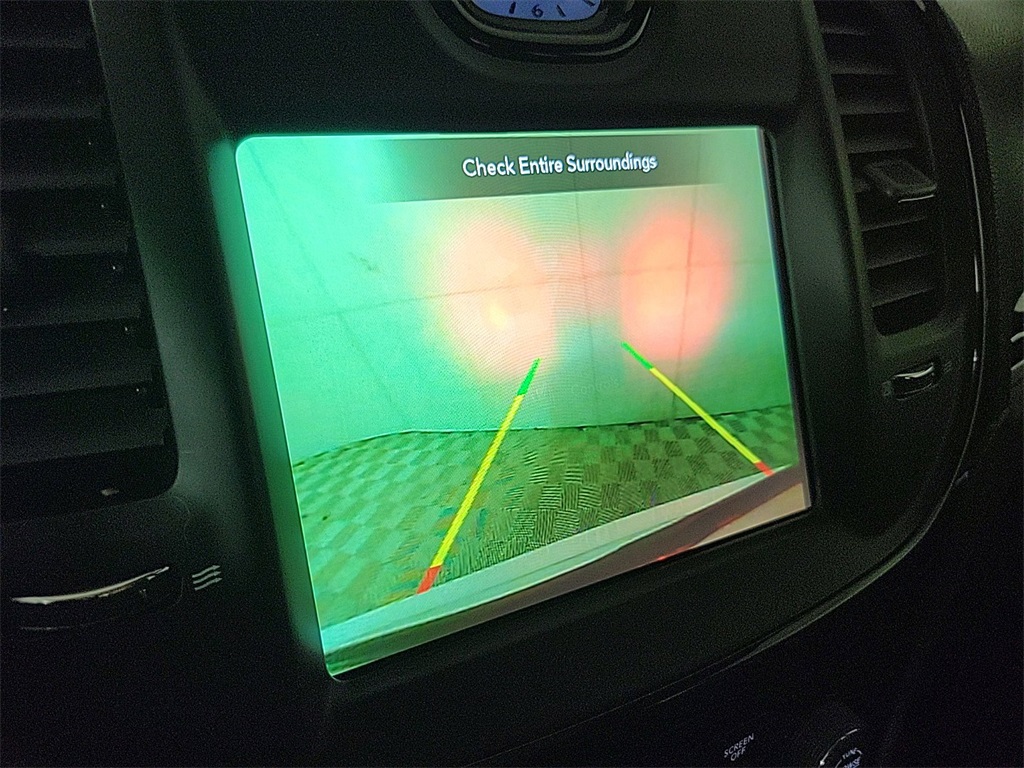 2023 CHRYSLER 300 - Image 18