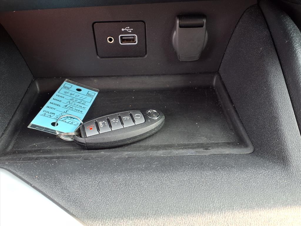 2022 Nissan Altima 2.5 S photo 6