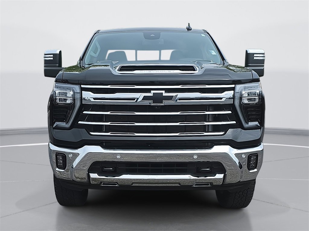 2024 Chevrolet Silverado 2500HD LTZ photo 8