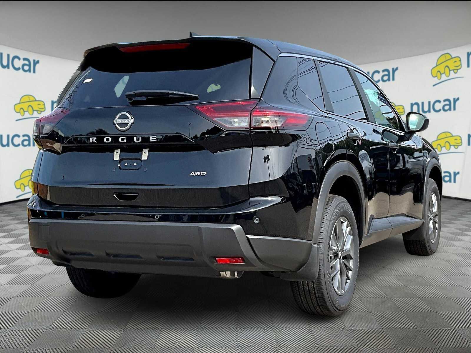 2025 Nissan Rogue S photo 3