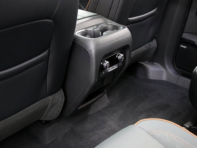 2026 Gmc Acadia AT4 photo 14