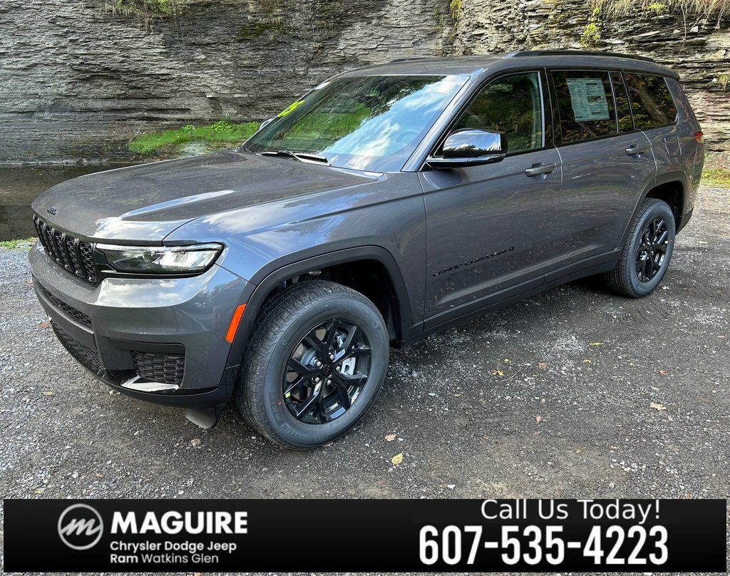 2025 Jeep Grand Cherokee L Altitude's photo