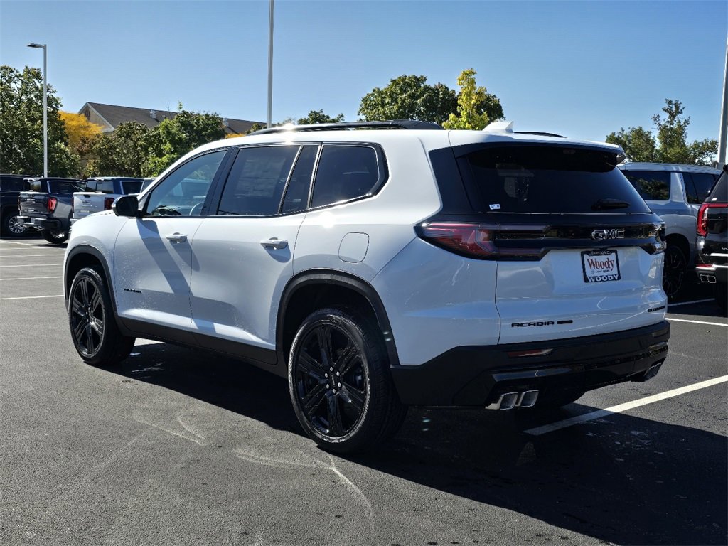 2026 Gmc Acadia Elevation Black Edition photo 3