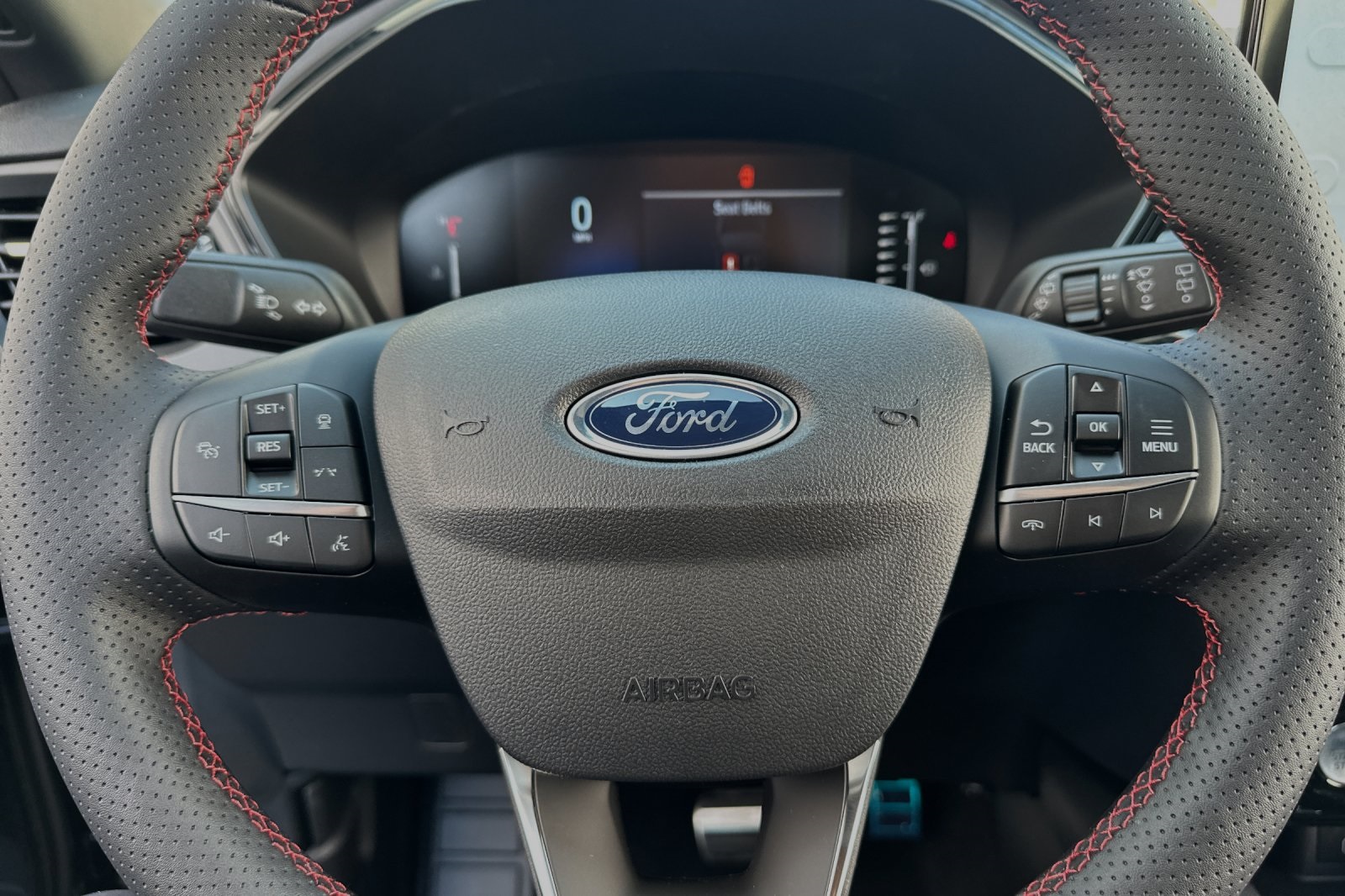 2024 Ford Escape ST-Line photo 18