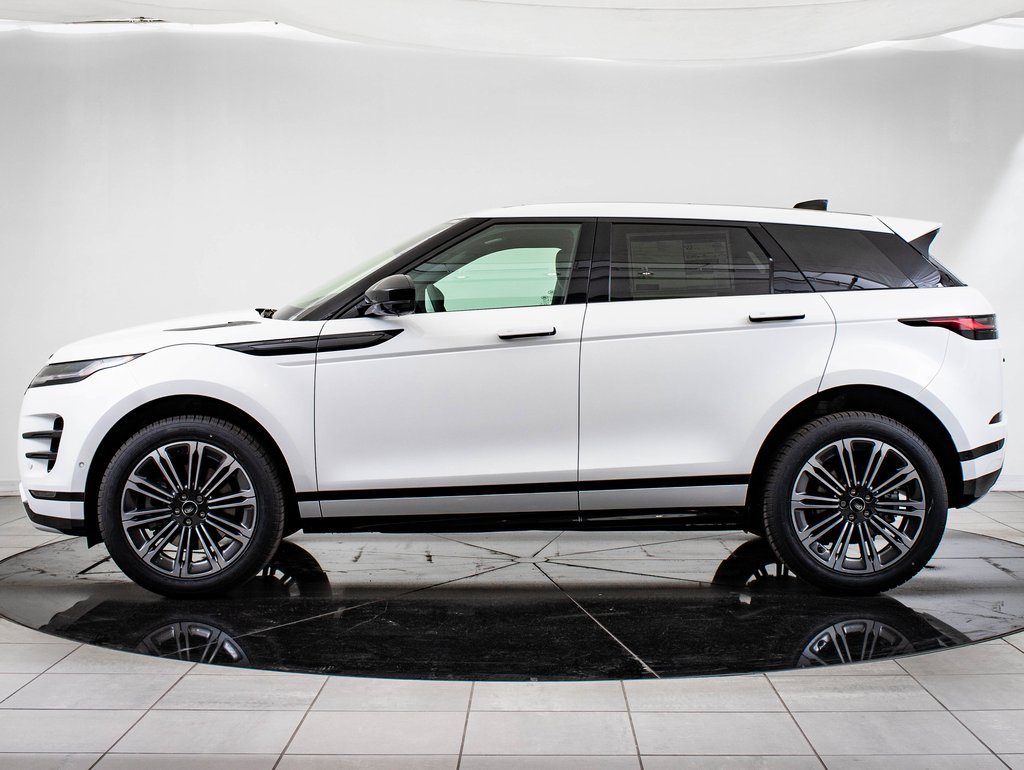 2026 Land Rover Range Rover Evoque Dynamic SE photo 2