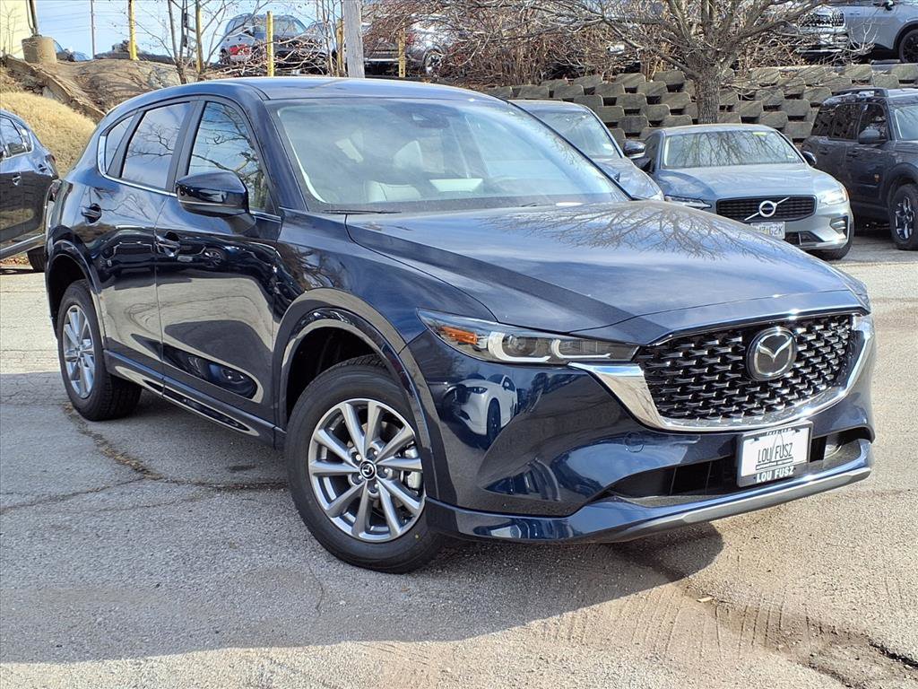 2025 Mazda CX-5 S Select Package's photo