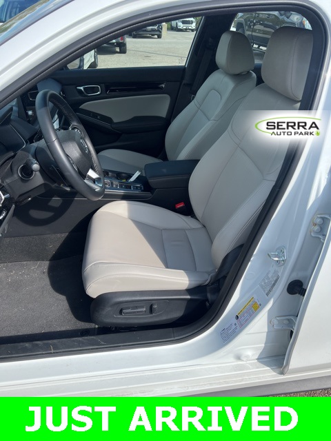 2022 Honda Civic Hatchback Sport Touring photo 5