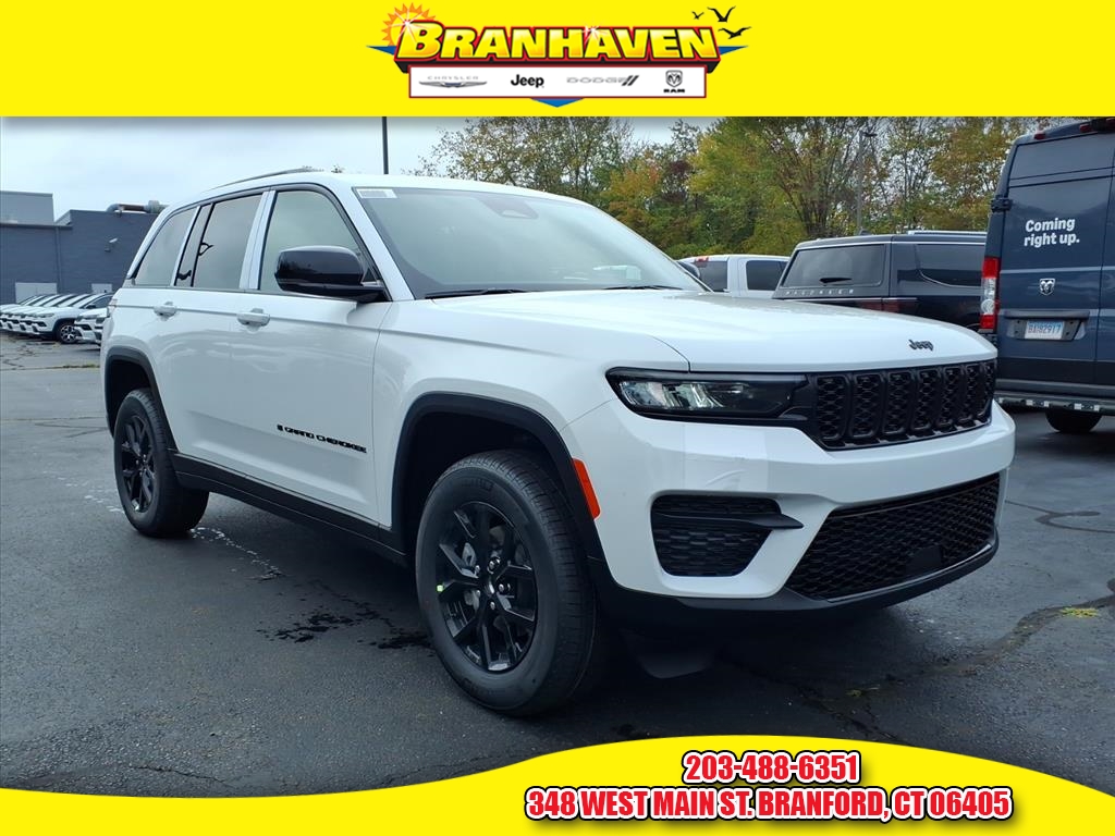 2025 Jeep Grand Cherokee Altitude's photo