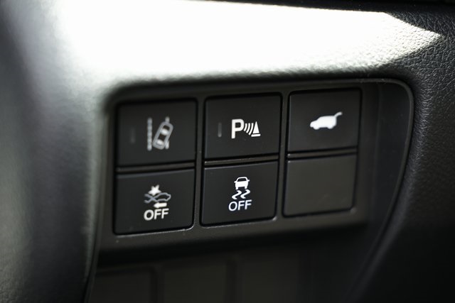 2022 Honda CR-V Hybrid Touring photo 18