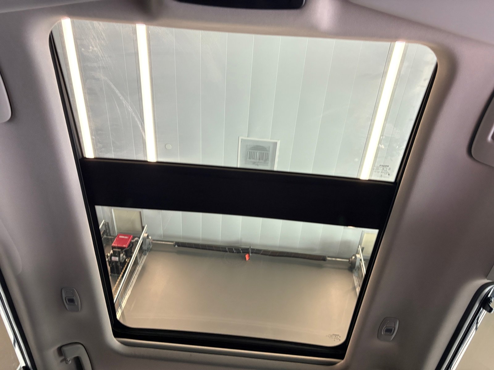 2026 Nissan Rogue SV photo 2