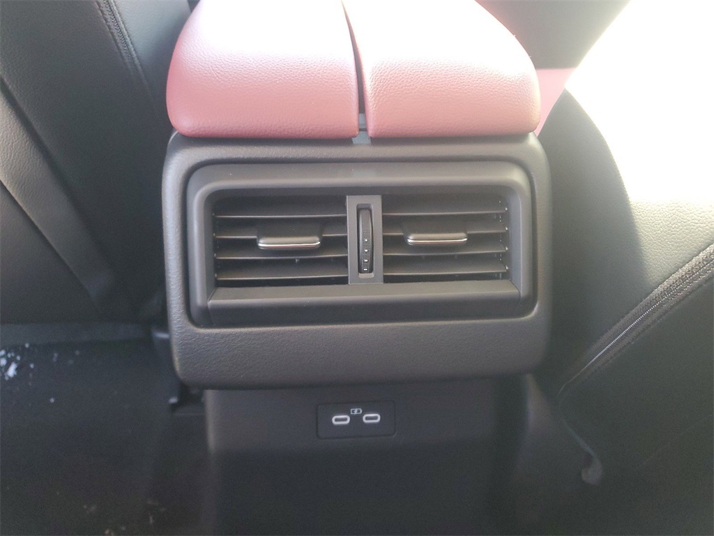 2025 Mazda CX-50 Premium photo 27