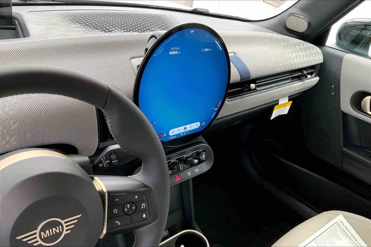 2026 Mini Cooper S Iconic photo 4