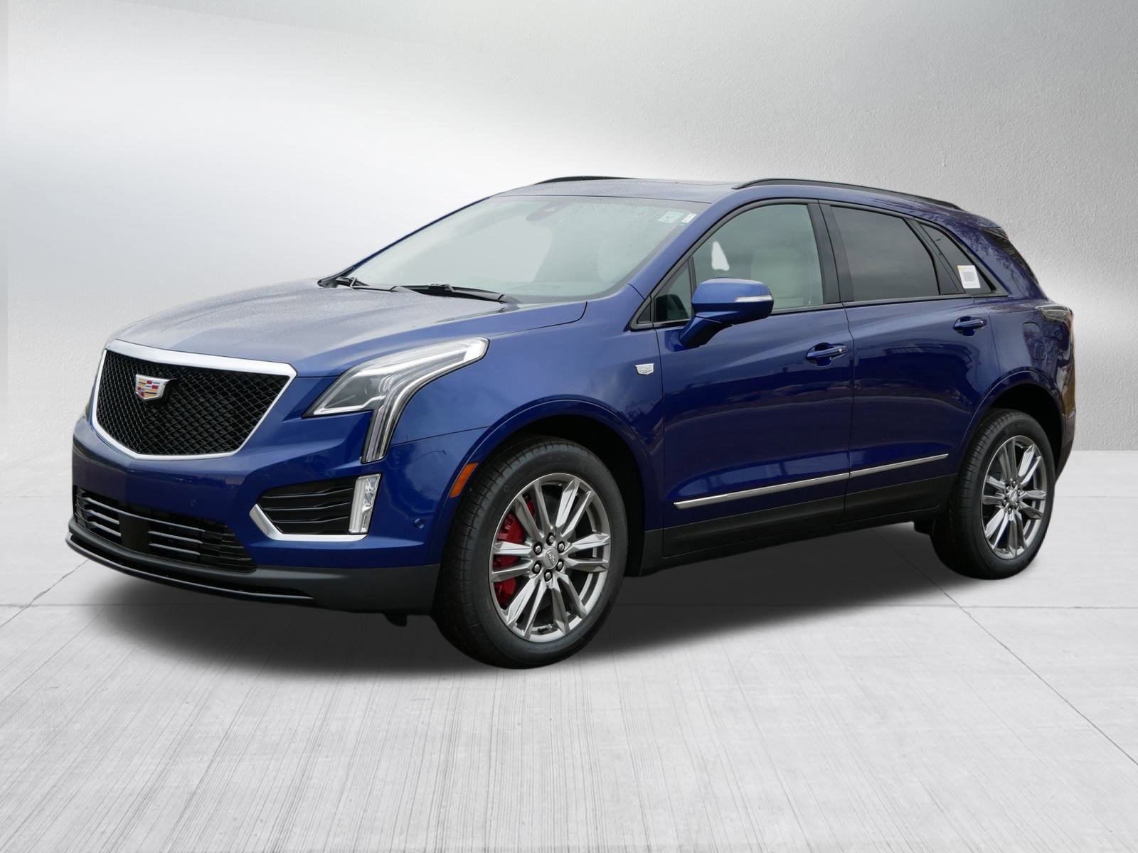 2026 Cadillac XT5 Sport photo 3