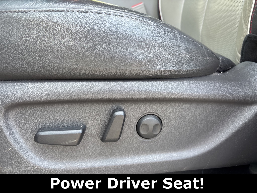 2017 Kia Sedona LX photo 5