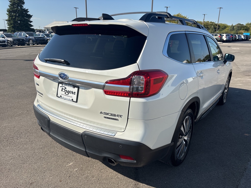 2022 Subaru Ascent Limited photo 2