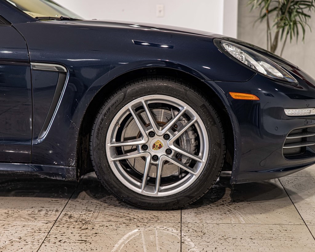 2016 PORSCHE PANAMERA - Image 10