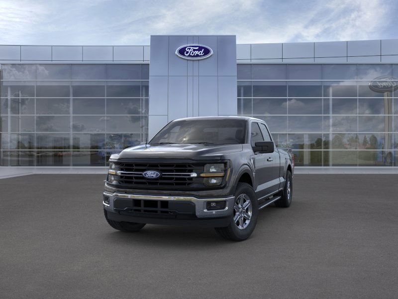 2025 Ford F-150 XLT photo 2