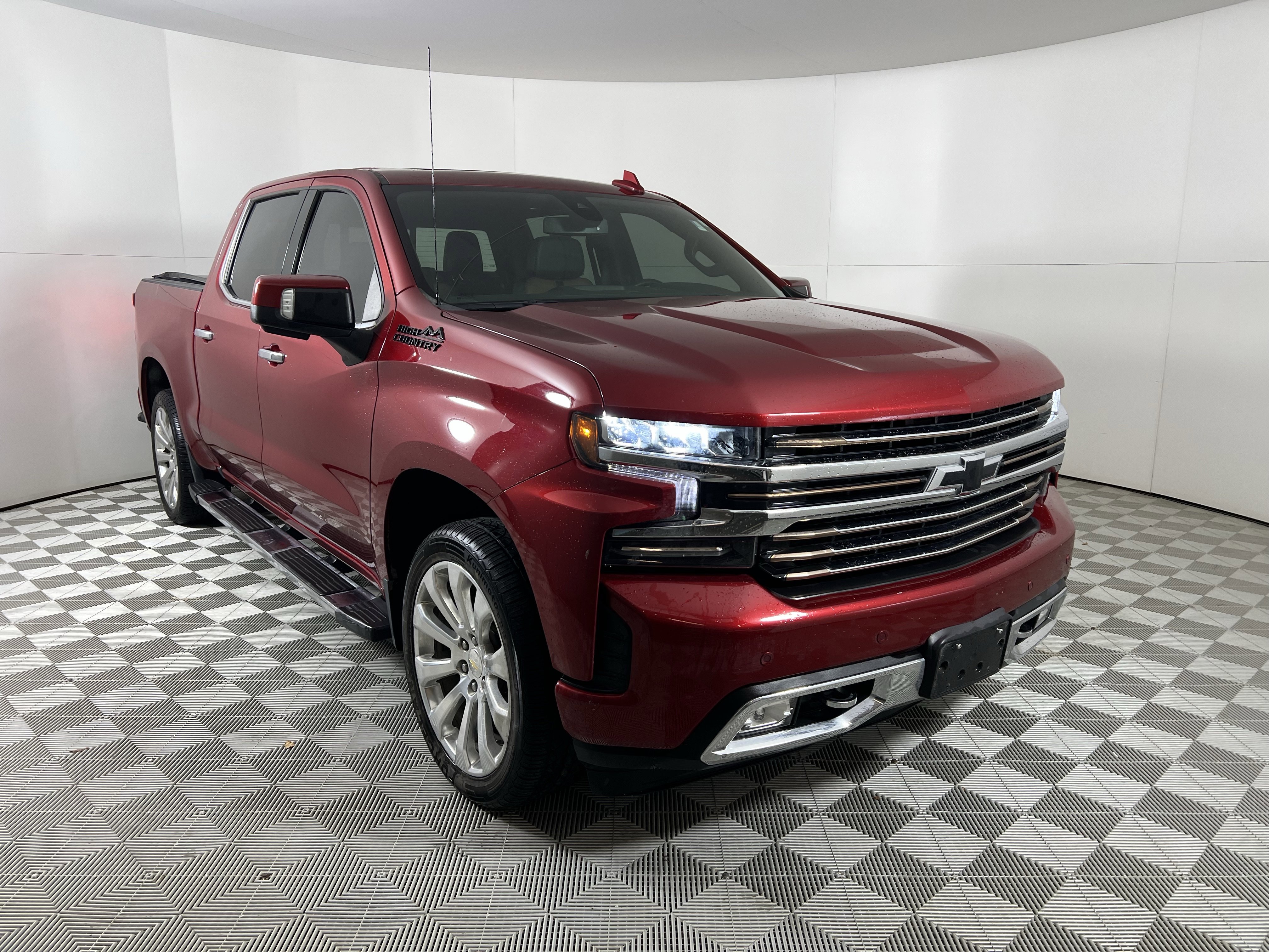 2021 Chevrolet Silverado 1500 High Country's photo