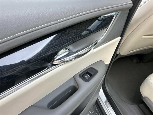 2020 Cadillac XT6 Premium Luxury photo 9