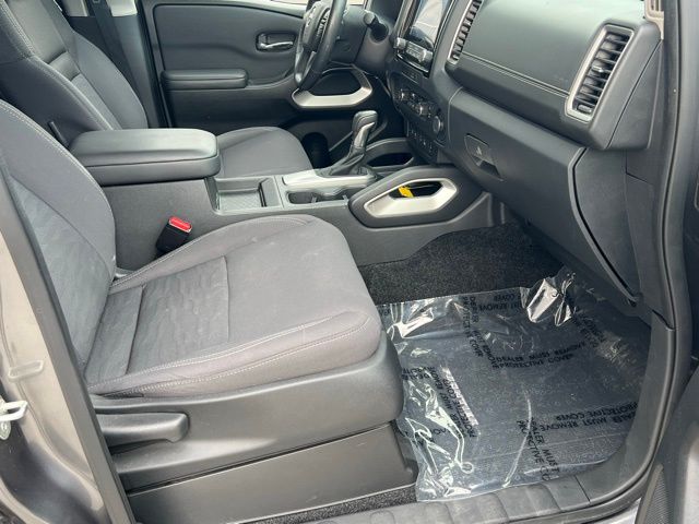 2022 Nissan Frontier SV photo 26